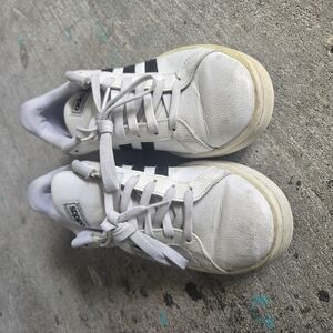 Adidas White Athletic Shoes with Minimalist Design